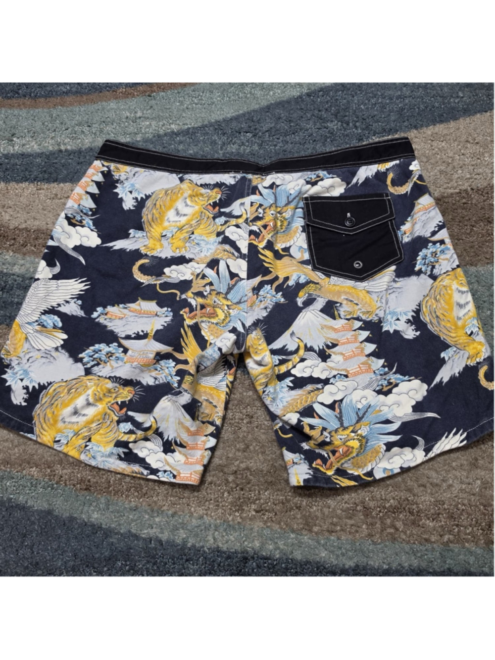 Lucky Brand Swim Trunks Mens M Y2K Dragon Tiger Japan Print Board Shorts Vintage - Picture 2 of 8